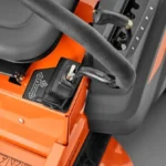 Husqvarna Zero Turn Z242F - Bild 8