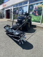 Black Edition Rasentraktor Pro 225/92 Twin H mit Kehrmaschine - Bild 13