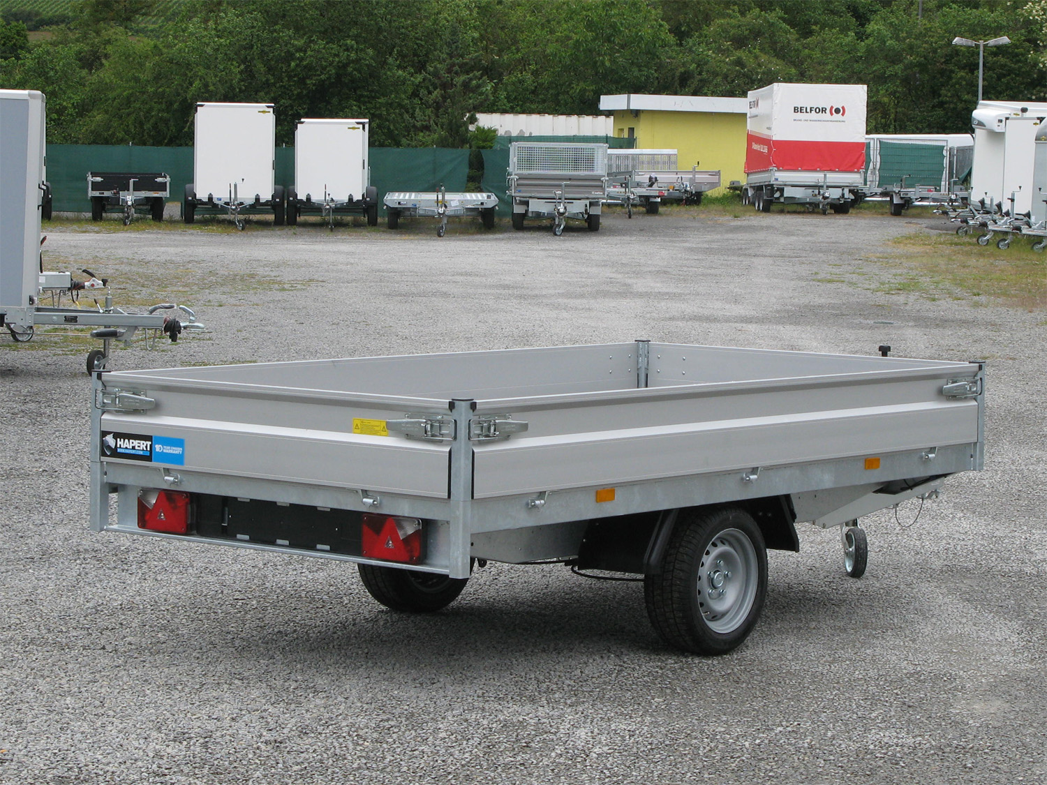 Hapert Azure H-1 – 1800 – 2800 x 1800 – niedriges Fahrwerk – 100 km/h - Bild 1
