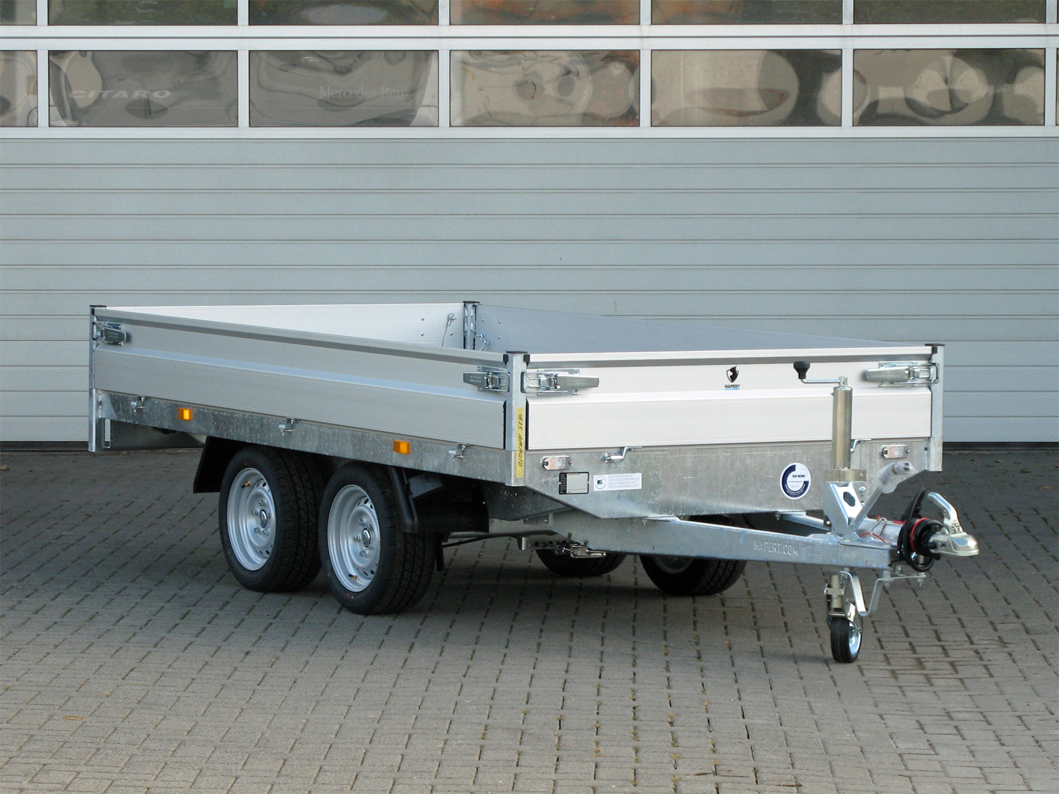 Hapert Azure H-2 – 2700 – 3350 x 1800 Niedriges Fahrwerk - Bild 1