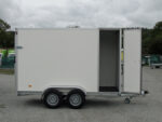 Hapert Sapphire L-2 – 2700 Türen hinten & Seitentüre | Tieflader-Koffer | Rutschhemmender Boden - Bild 11