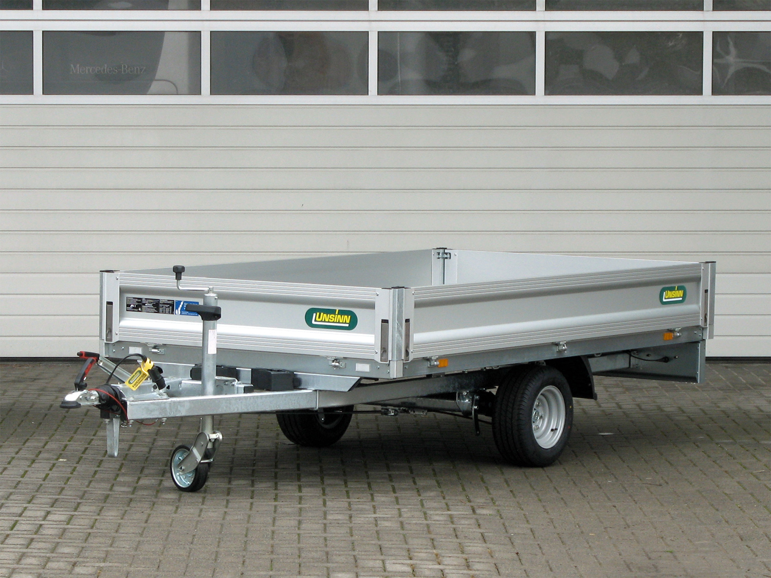 un517650_unsinn_uh_2715-13-10_13txTTB2bgxA6d.jpg Unsinn UH 2715-13-10 – Aktionspreis inkl. 100 km/h - Bild 1